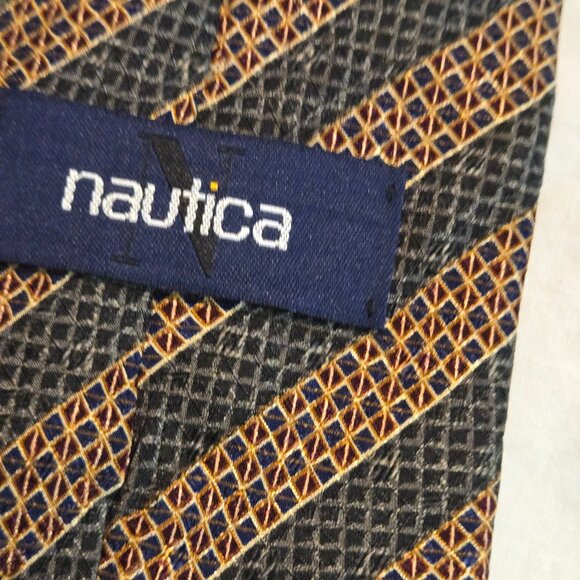 Nautica Tie Great Condition - Picture 4 of 6